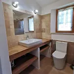 La Peyregoune, En Pleine Nature Et Table D'hotes