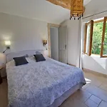 La Peyregoune, En Pleine Nature Et Table D'hotes Oda ve Kahvaltı