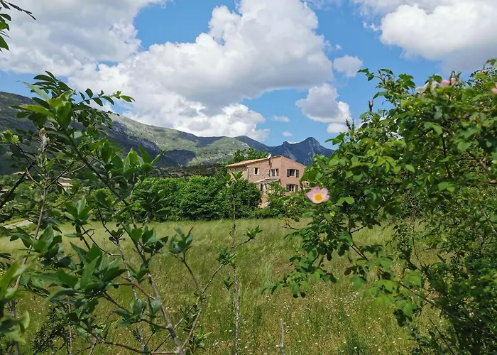 La Peyregoune, En Pleine Nature Et Table D'hotes Bed & Breakfast 3*