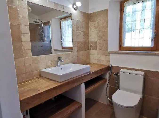 La Peyregoune, En Pleine Nature Et Table D'hotes