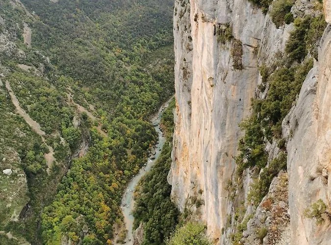 La Peyregoune, En Pleine Nature Et Table D'hotes 3* Blieux