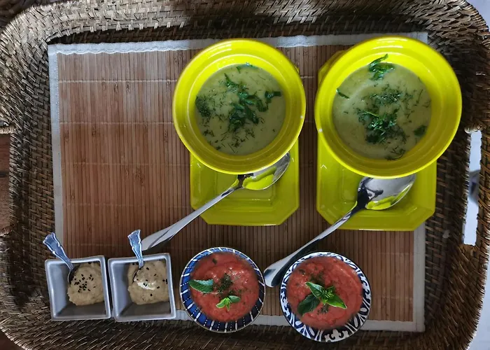 La Peyregoune, En Pleine Nature Et Table D'hotes 3*