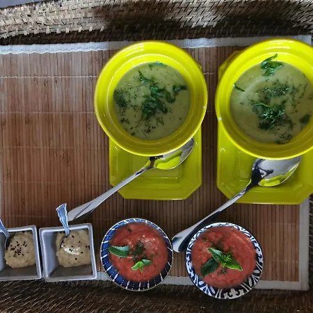 La Peyregoune, En Pleine Nature Et Table D'hotes 3*