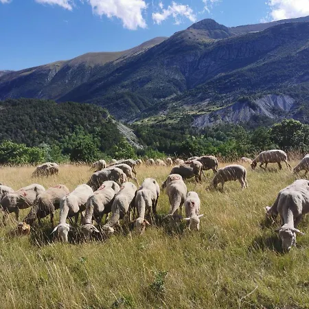 La Peyregoune, En Pleine Nature Et Table D'hotes Nocleg ze śniadaniem 3*